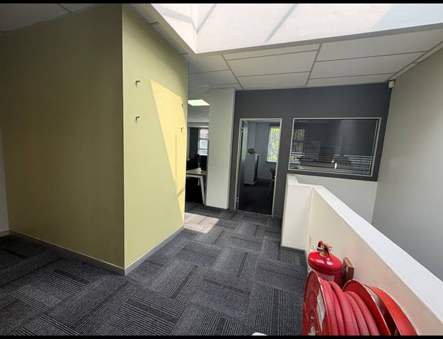 86.40M² OFFICE TO LET IN WOODMEAD